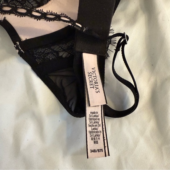 NWOT Victoria's Secret Women's Dream Angels Push Up Bra - Picture 3 of 6